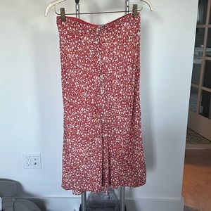 Rails Rosetta Skirt in Red Chrysanthemum pattern